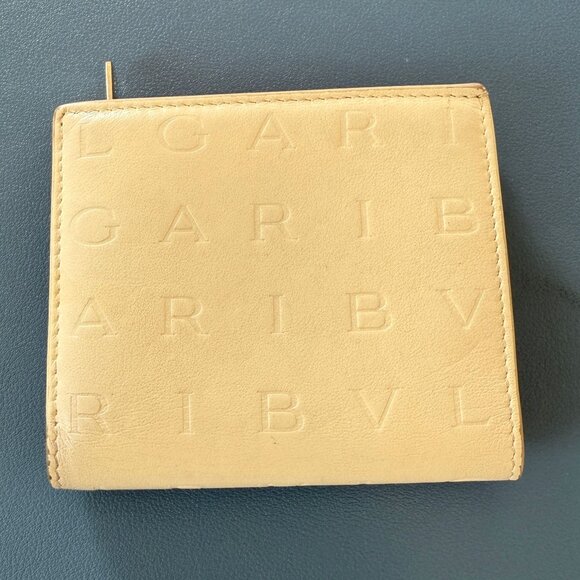 Bvlgari Cream Leather Wallet - Picture 1 of 7